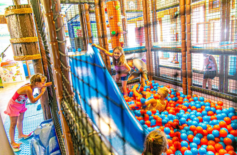 media.BAMBINI IN PLAYGROUND JESOLO 4 (1)